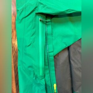 Stio Green Ski & Snow Shell